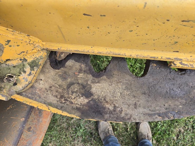 #1232-•-john-deere-jd770-grader-image-12