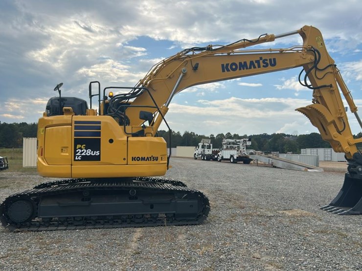 2021-komatsu-pc228-image-6