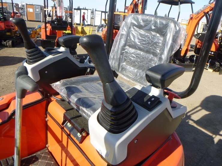 2025-tpm-16-hydraulic-excavator-image-21