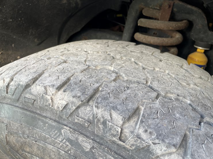 2011-ford-f350-xl-image-8