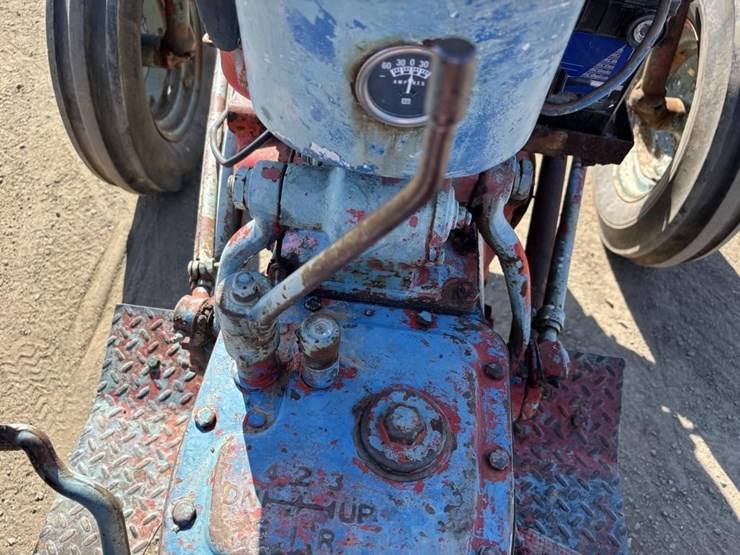 ford-tractor-image-26