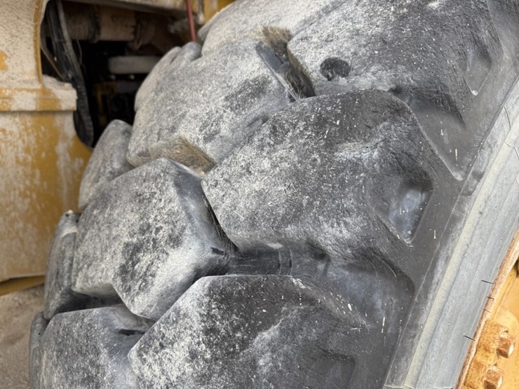 komatsu-hd465-5-image-147