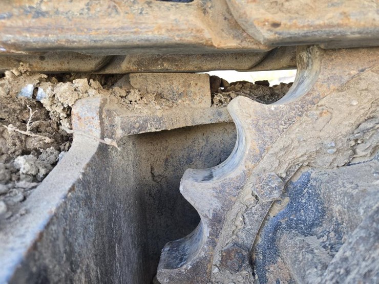 komatsu-pc210-lc-10-image-63