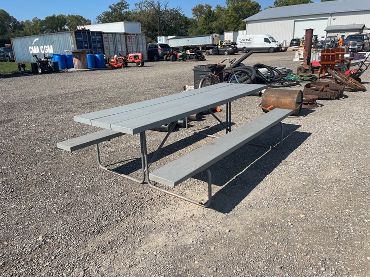 #6644-•-picnic-table-image-20