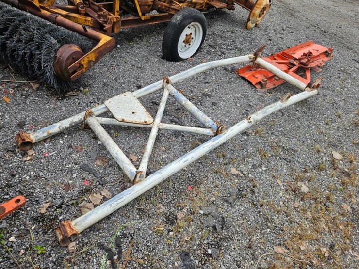 #2030-•-allis-chalmers-ca-tractor-image-36