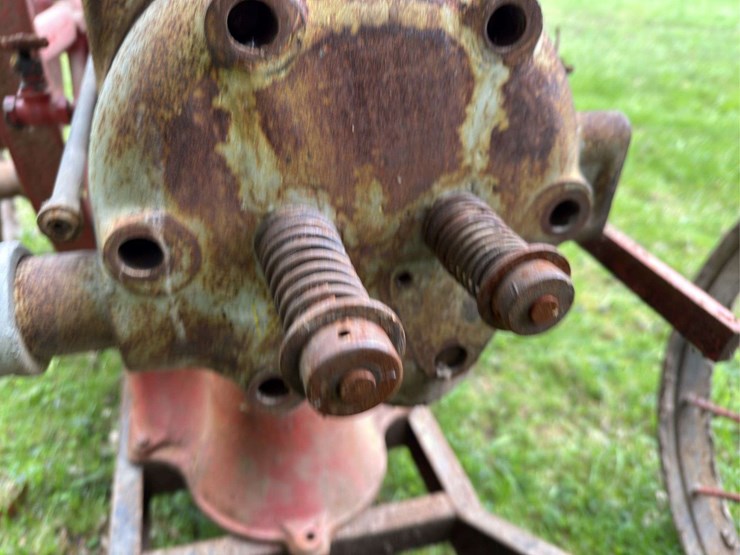 8hp-associated-image-14