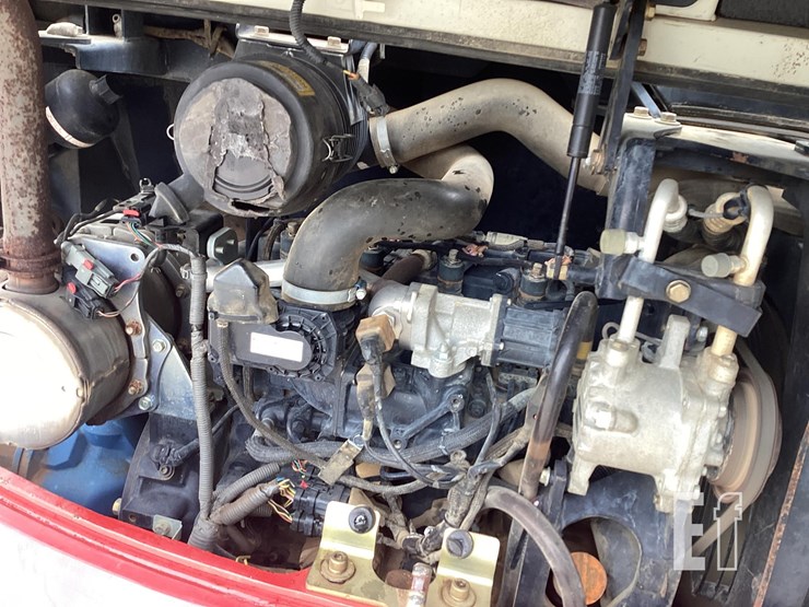 2018-takeuchi-tb240-image-14