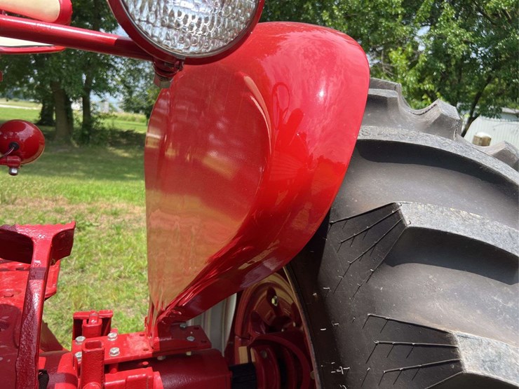 farmall-560-lp-image-76