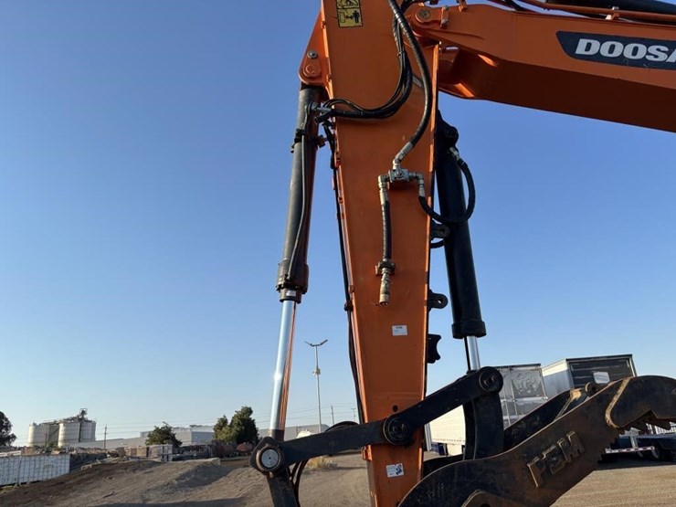 2022-doosan-dx235-lcr-5-image-17