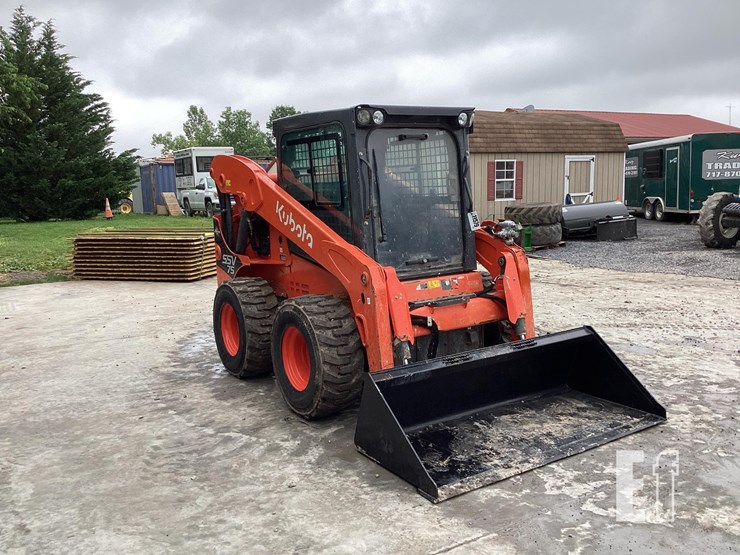 2021-kubota-ssv75-image-6