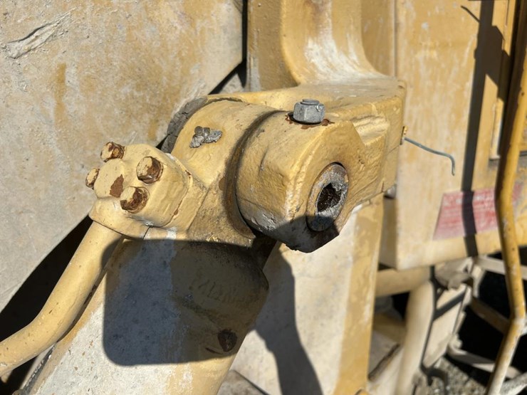 1980-caterpillar-930-image-18