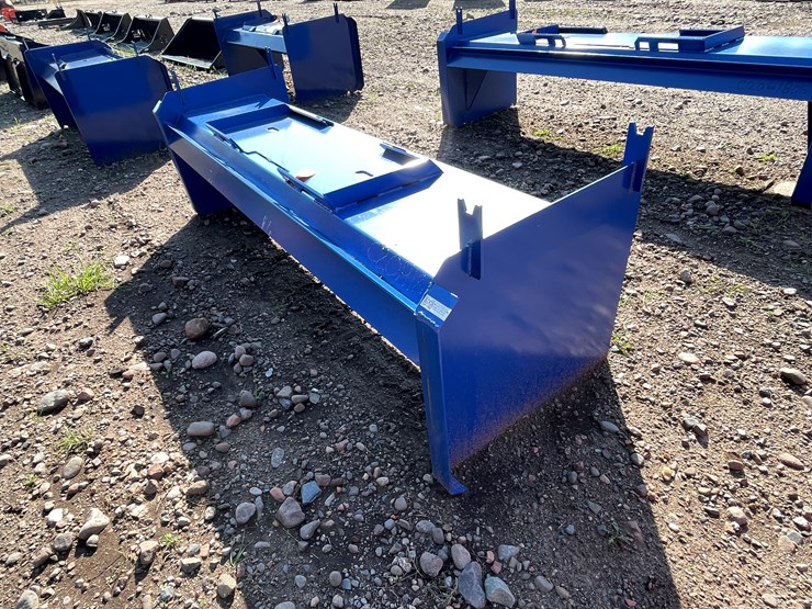 #8237-•-kc-8'-skid-steer-economy-pusher-image-1