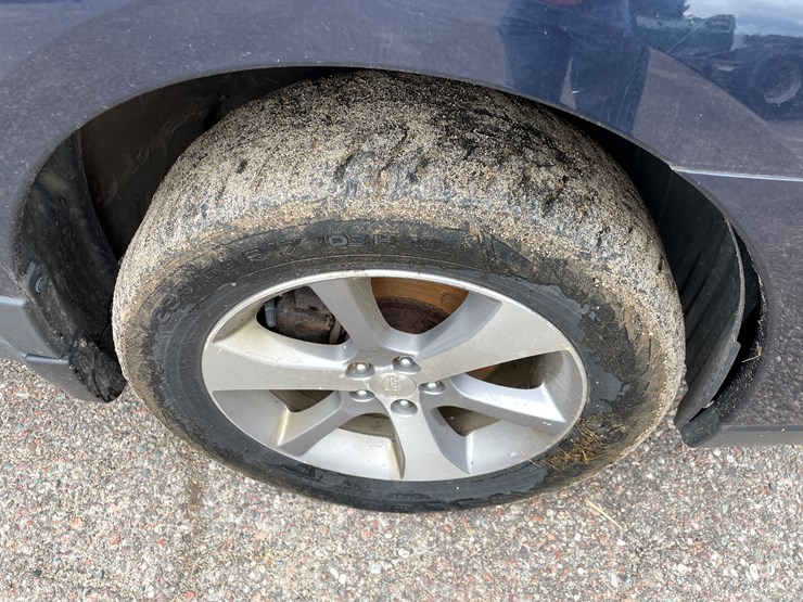 #1037-•-2014-subaru-outback-(wi-title-in-delay)-image-12