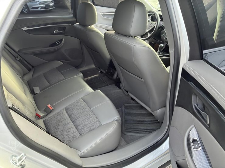 2018-chevrolet-impala-sedan-image-9