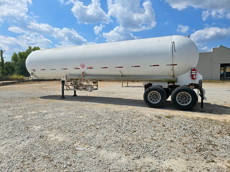 #16593-•-1970-mississippi-tank-company-gas-tank-trailers-image-17