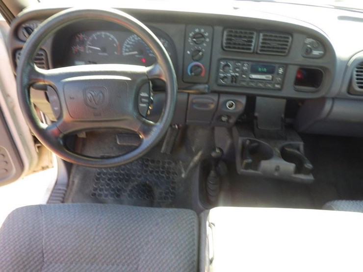 2001-dodge-ram-2500-image-7
