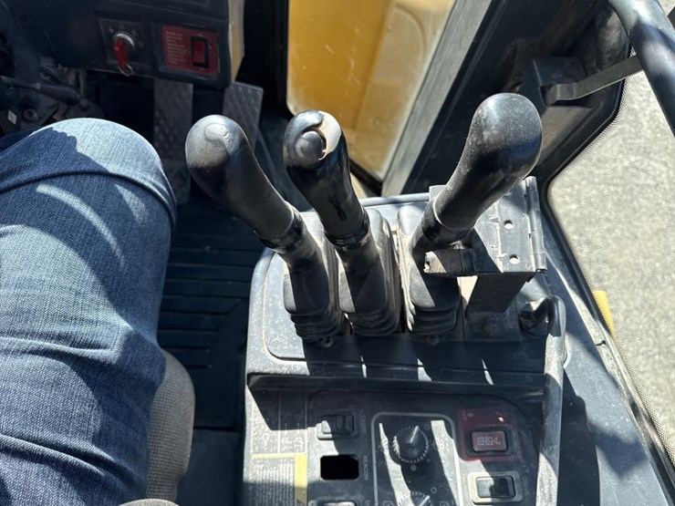 deere-644h-image-52