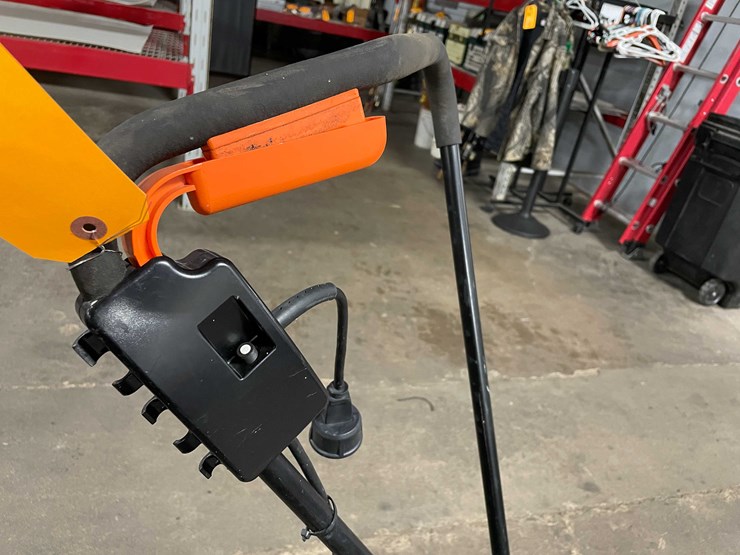 #5531-•-remington-electric-rototiller-(t14)-image-3