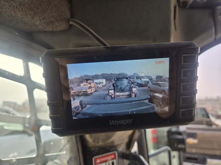2019-gehl-v420-image-39