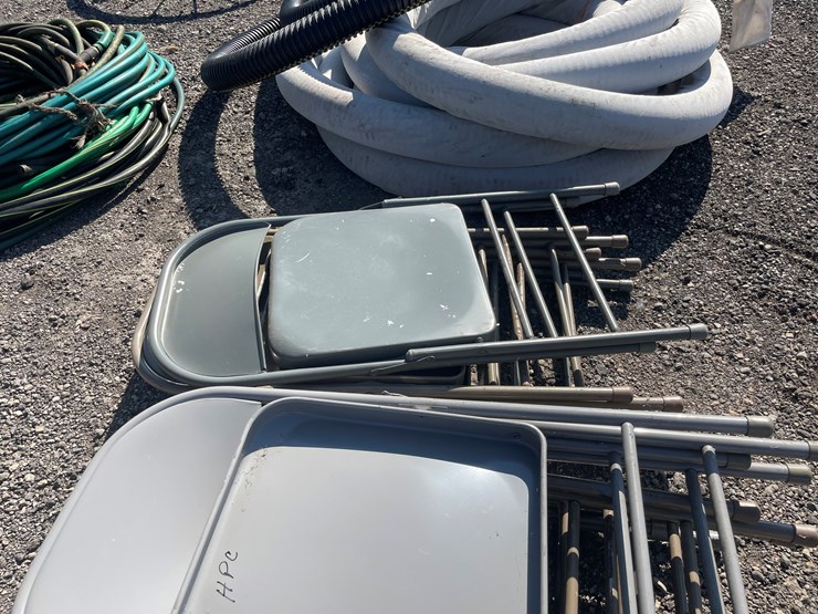 #6645-•-(15)-metal-folding-chairs-image-19