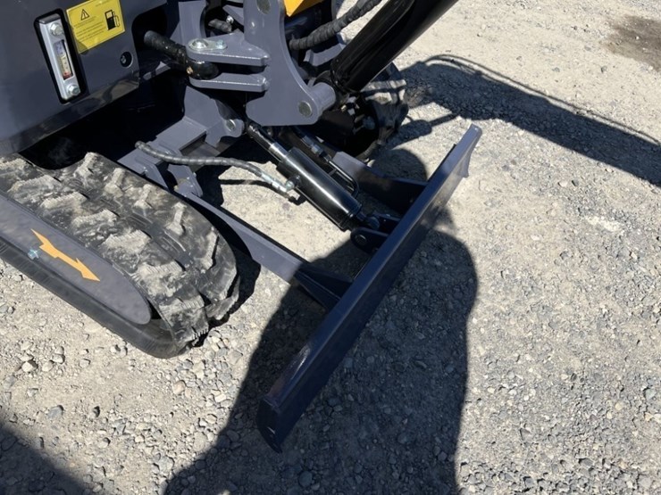 2025-cfg-mx20r-mini-hydraulic-excavator-image-12