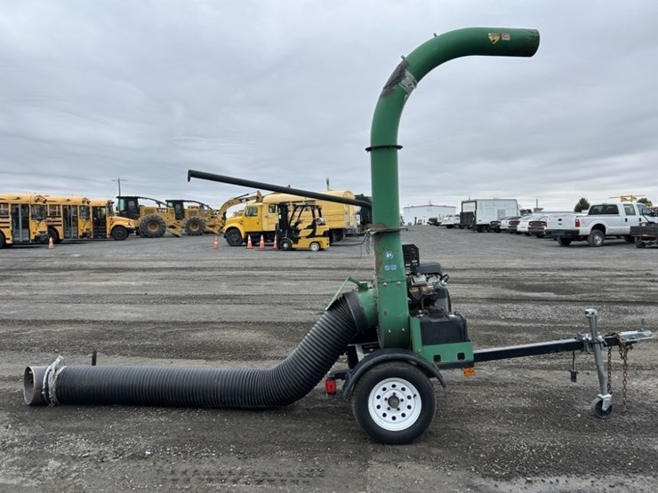 billy-goat-dl2500s-towable-debris-loader-image-6