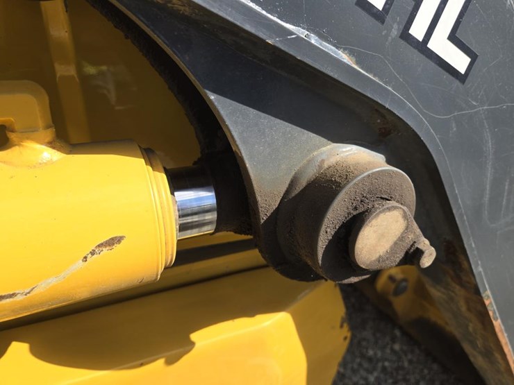 2015-deere-310sl-hl-image-26