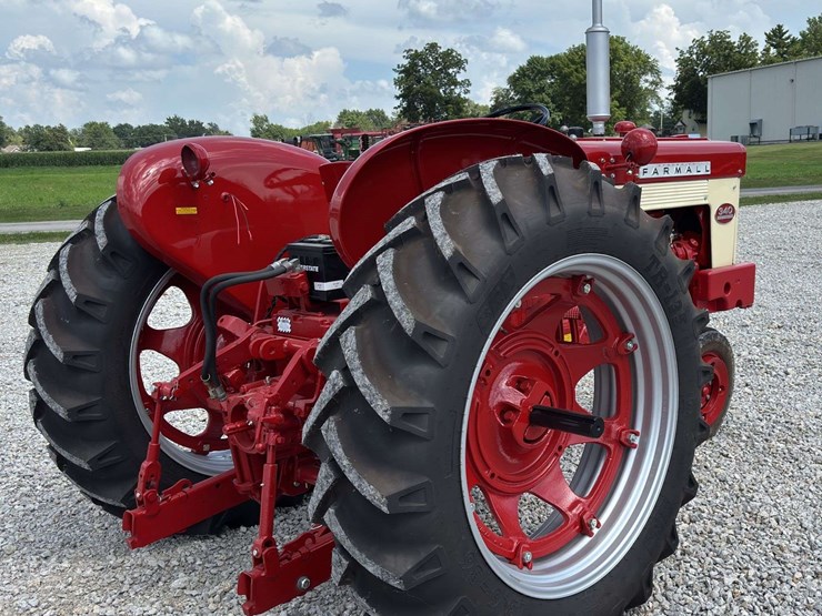 farmall-340-image-5