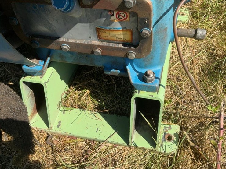 #200-•-quincy-5120-air-compressor-image-4