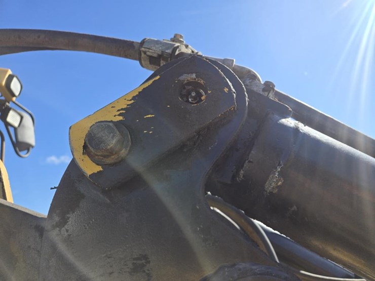 caterpillar-it38g-image-36