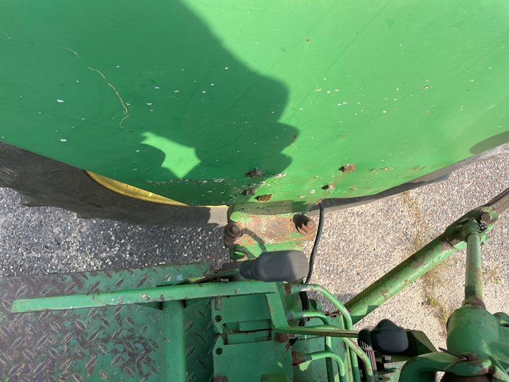 john-deere-2840-image-43