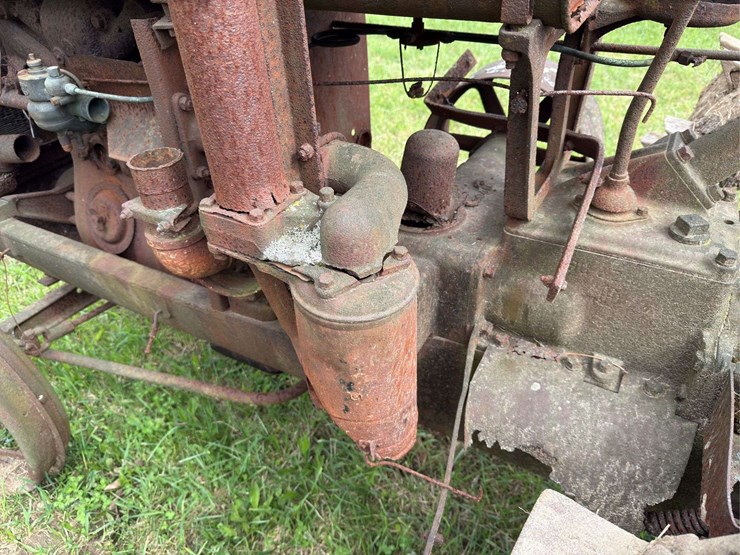 mccormick-deering-10-20-image-9