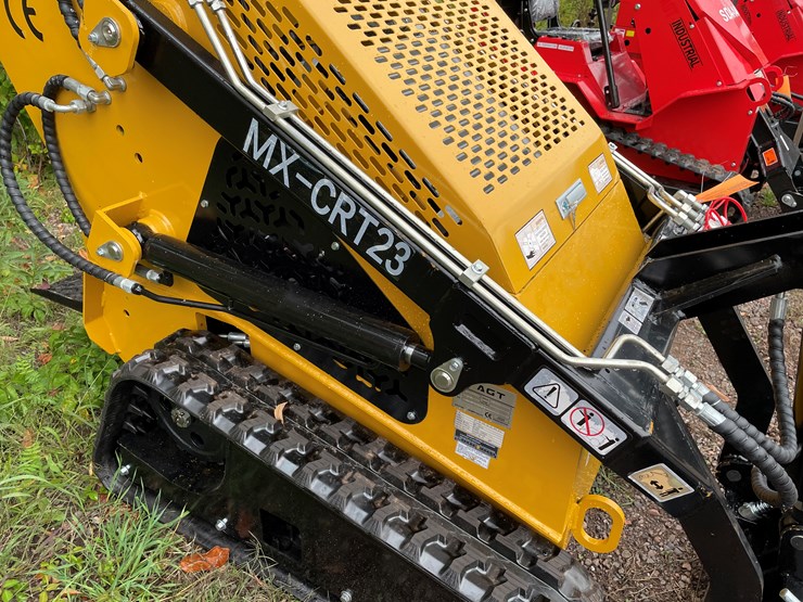 #8170-•-agt-compact-track-loader-image-14