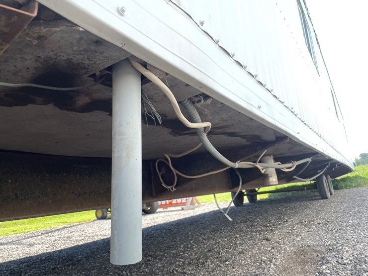 #1029-•-tandem-axle-56'-office-job-trailer-(no-title)-image-44