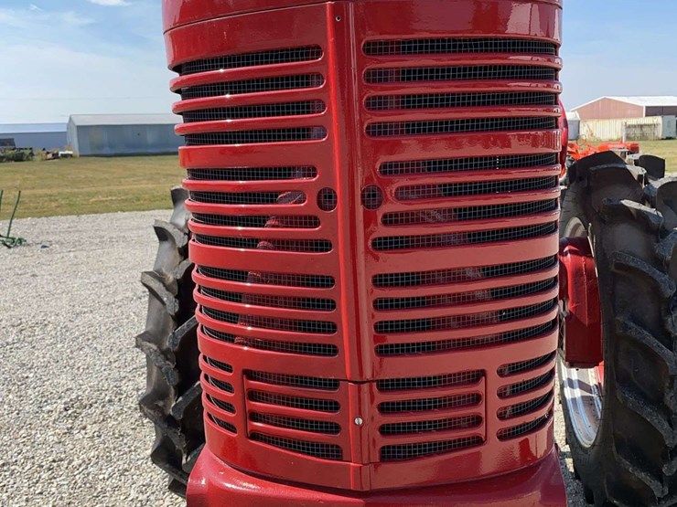 farmall-super-m-high-clearance-lp-image-9