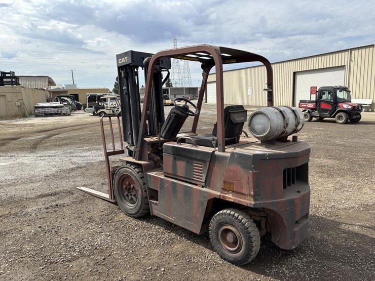 caterpillar-v50d-image-4