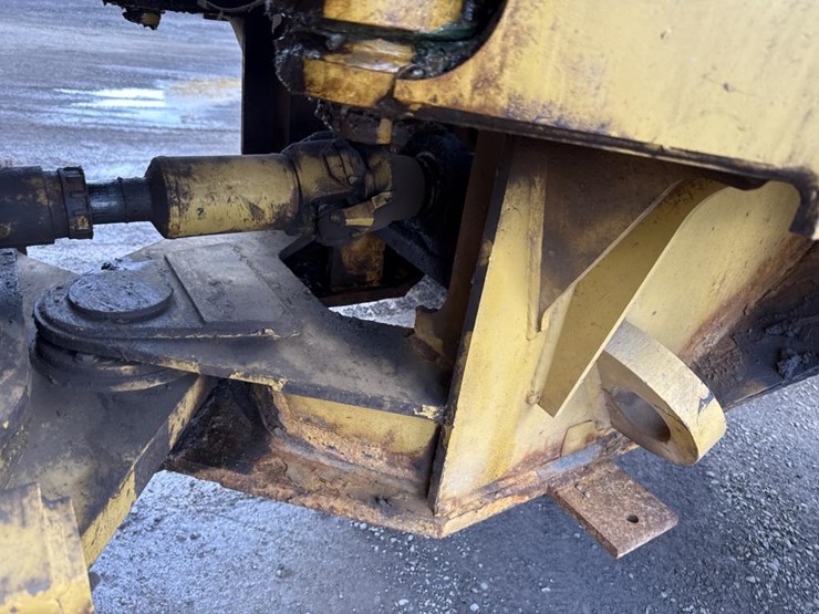caterpillar-950h-image-37