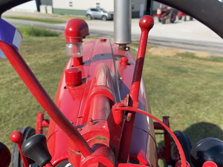 farmall-400-diesel-high-crop-image-36
