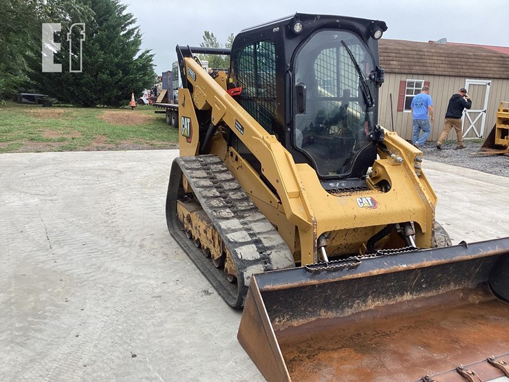 2021-caterpillar-299d3-image-6