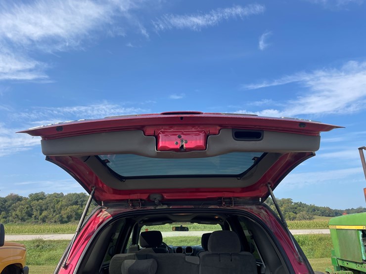 2004-gmc-envoy-image-17