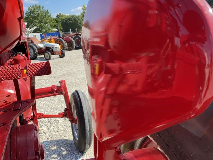 farmall-super-m-high-clearance-lp-image-29