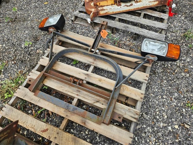 #2049-•-snow-plow-frame-image-1
