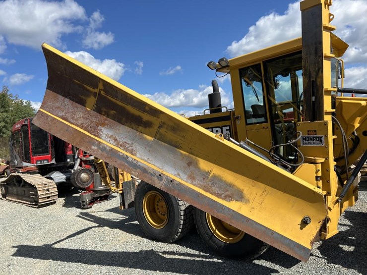 2001-deere-772ch-image-59