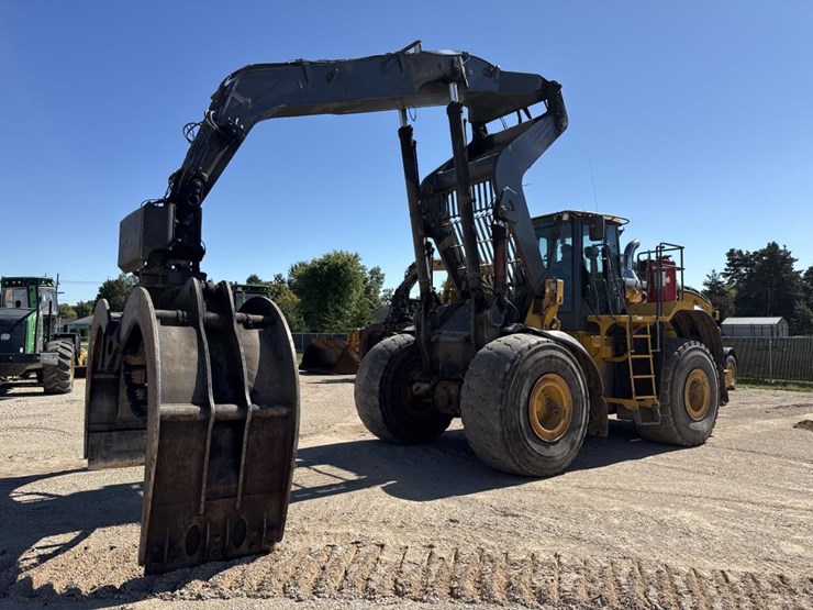 2018-deere-844k-image-1