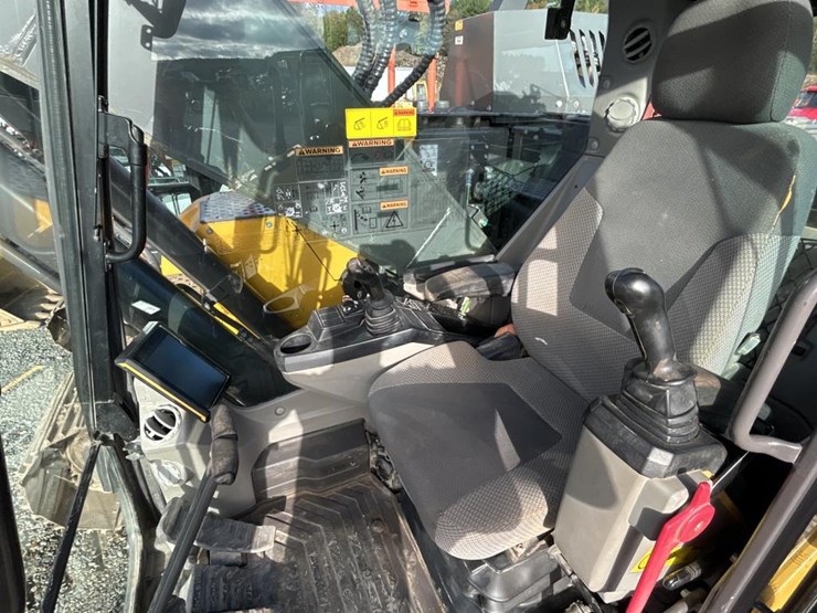 2020-volvo-ecr355e-image-75