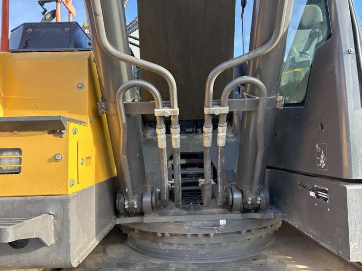 2020-volvo-ecr355e-image-34
