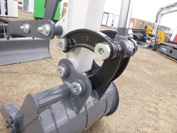 bttl-et12m-6-hydraulic-excavator-image-11