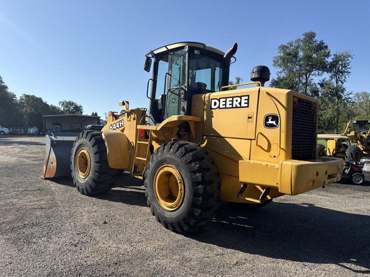 deere-644h-image-5