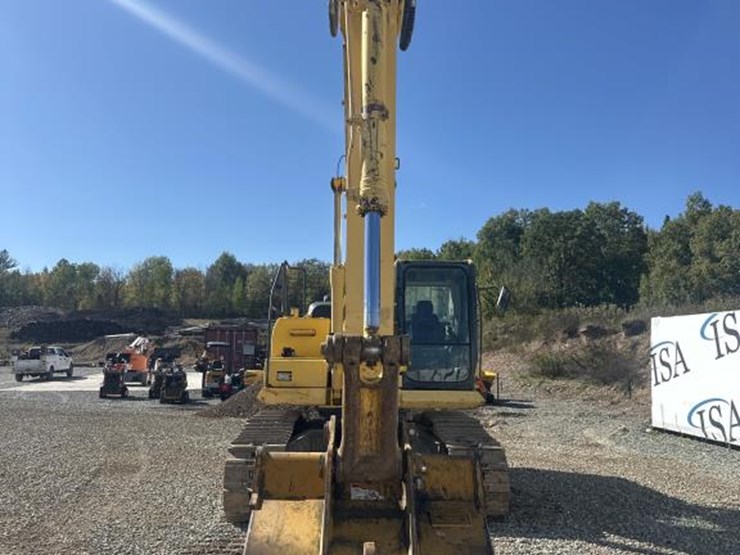 komatsu-pc210-lc-10-image-8