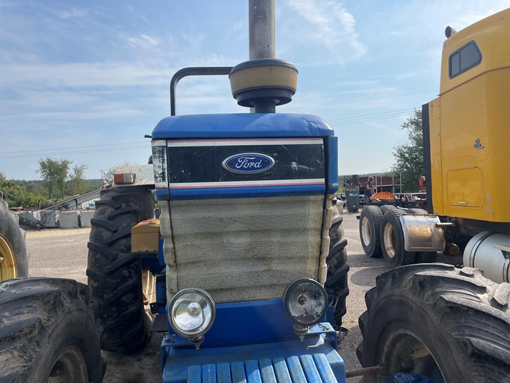 ford-7710-image-14